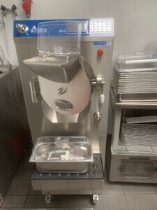 Valmar Snowy 5 TTI IJsmachine